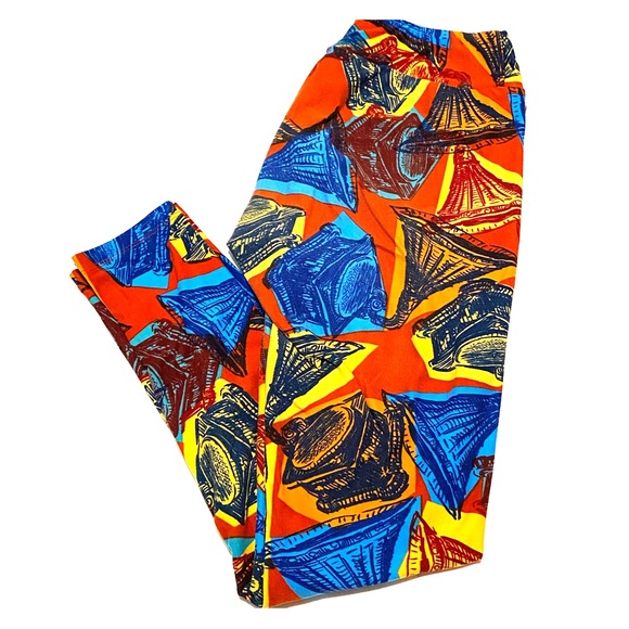 LulaRoe Leggings ✨BUY 1 GET 1 50% leggings✨ - Picture 1 of 3